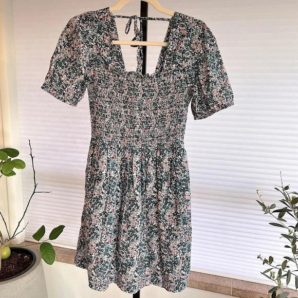 Michael Stars Jude Floral Smocked A Line Mini Dress Blue Pink Small NWT Spring - Picture 2 of 9